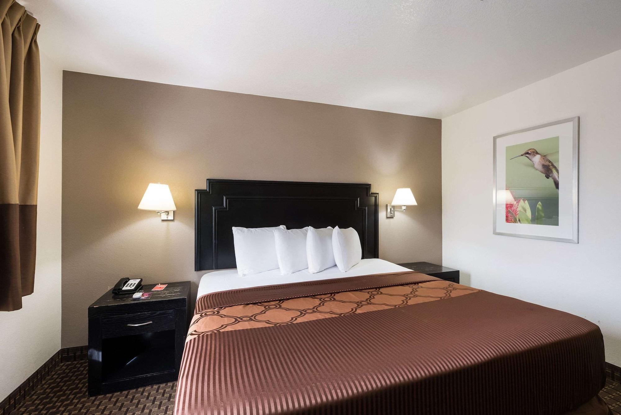 Econo Lodge Inn & Suites Williams - Grand Canyon Area Dış mekan fotoğraf