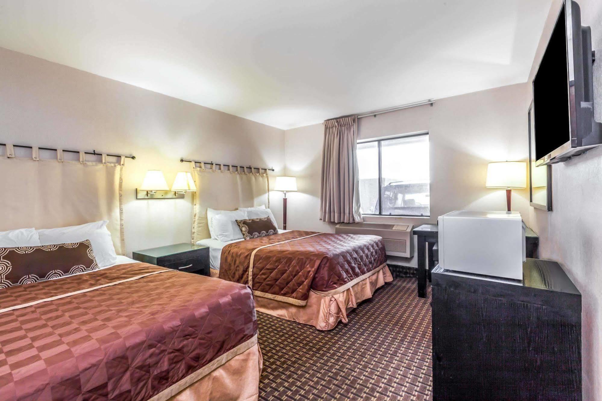 Econo Lodge Inn & Suites Williams - Grand Canyon Area Dış mekan fotoğraf